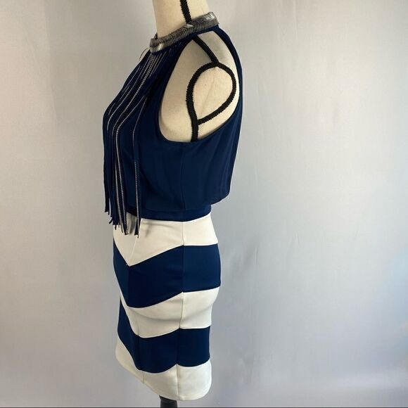 XOXO Black and White Chevron Pattern Party Dress - Picture 6 of 11